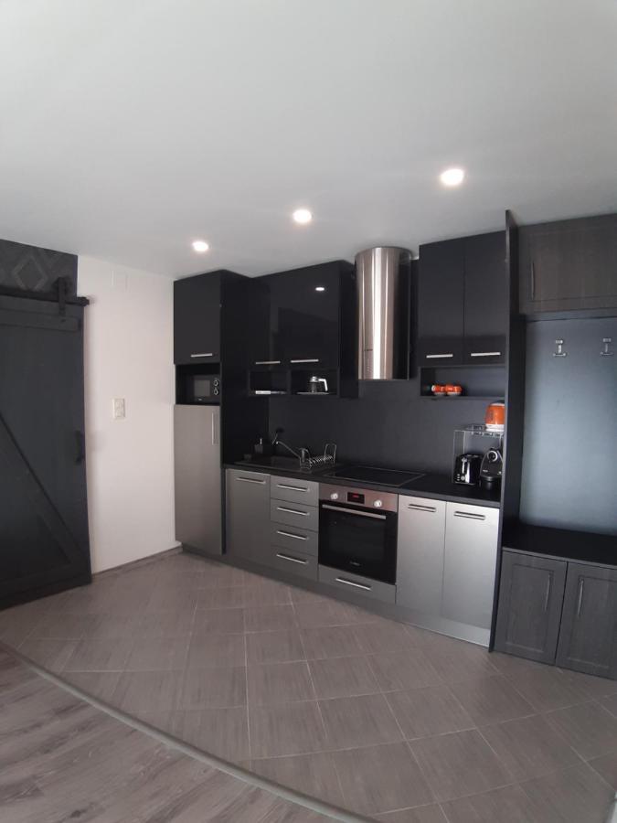 Profi Keco Apartman Balatonalmádi Esterno foto
