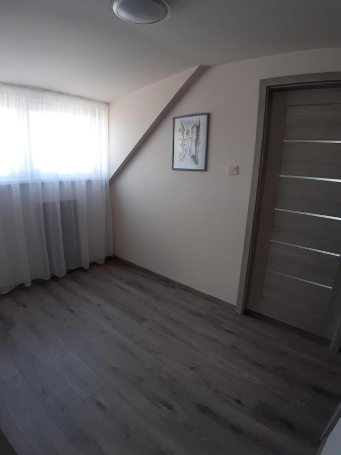 Profi Keco Apartman Balatonalmádi Esterno foto
