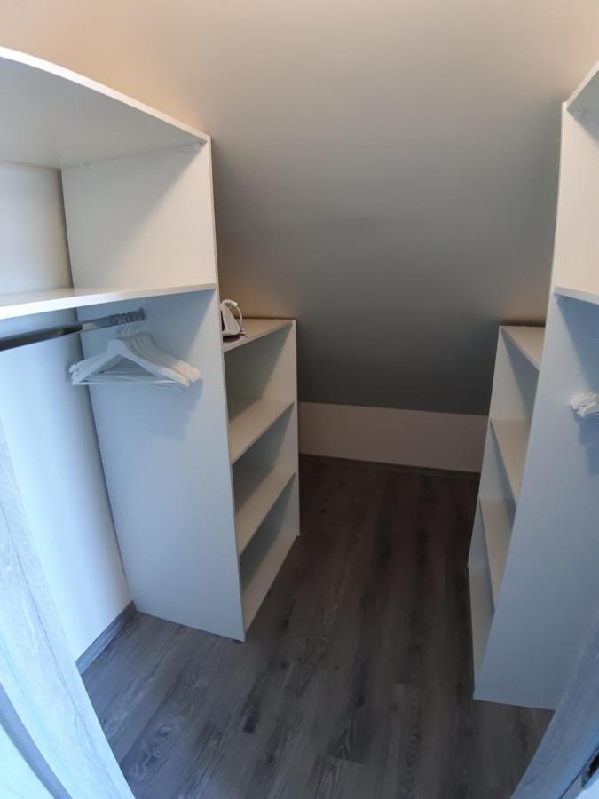 Profi Keco Apartman Balatonalmádi Esterno foto